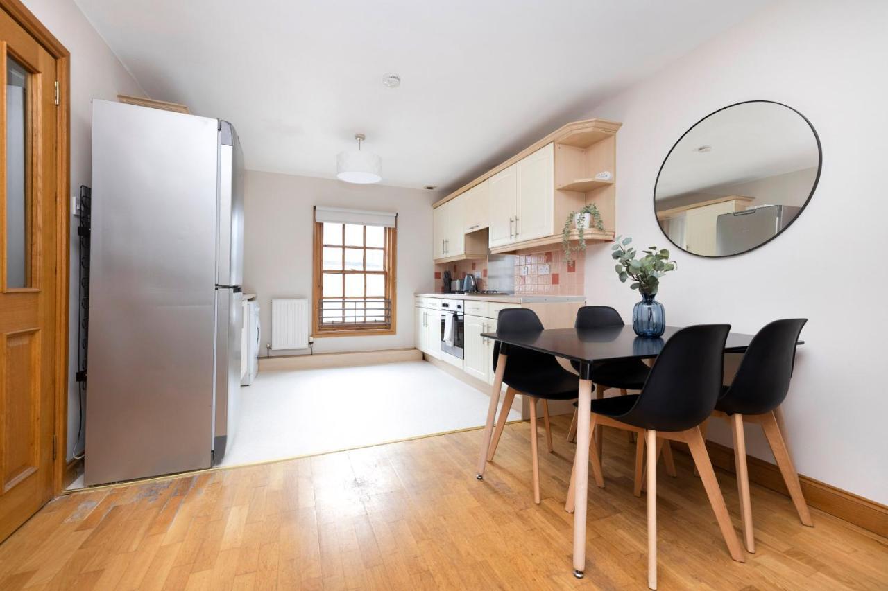 Joivy Bright And Cosy Flat Near The Scotland Gallery Edimburgo Esterno foto