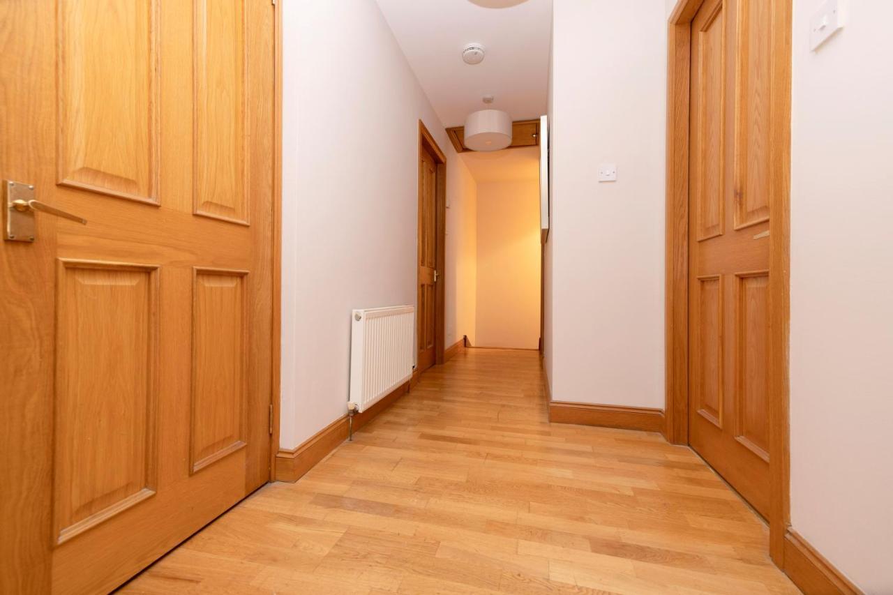 Joivy Bright And Cosy Flat Near The Scotland Gallery Edimburgo Esterno foto